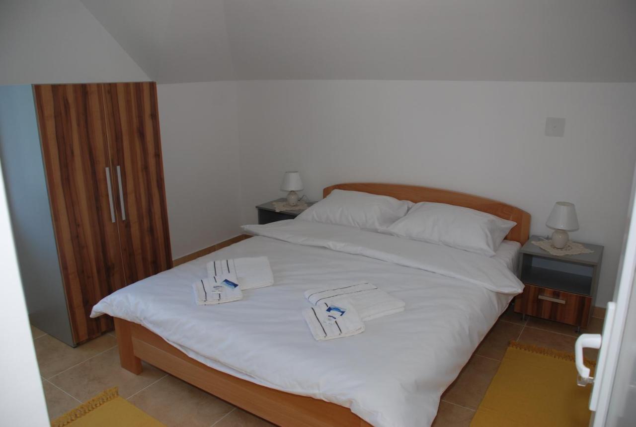 Vila Simic Srebrno Jezero Ostrovo Exterior foto